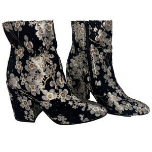 Indigo Rd Brooke Boots Floral Black Embroidered Tapestry Ankle Booties Women's 9
